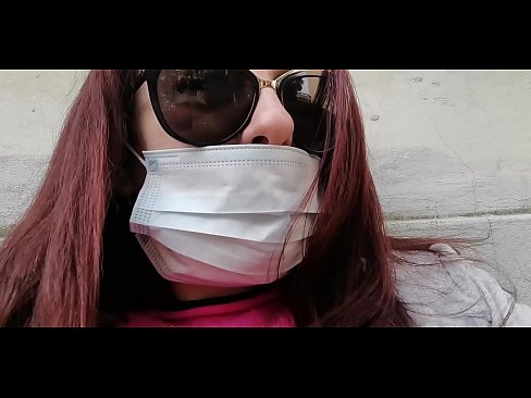 ❤️ Nicoletta analipiza kisasi kwa jirani yake na kukojoa kwenye karakana yake (Karantini Maalum ya Covid19 ya Italia) kwetu ❌❤